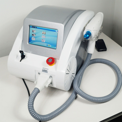 Laser-Tätowierungs-Abbau-Maschine Q der Augenbrauen-500W schaltete Kohlenstoff-Schale Nd YAG