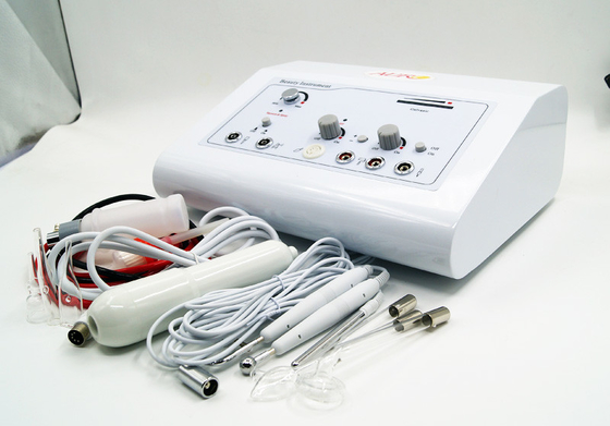Galvanische Therapie-Multifunktionsgesichtsmaschine 4 in 1 Vakuum für Klinik