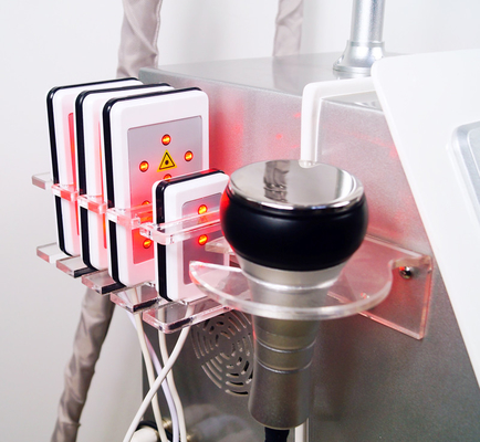 Vertikale Hohlraumbildung Rf-Maschine 4 in 1 Fettabbau kalter Cryo Laser-Bestes Lipo-Hohlraumbildungs-Maschine